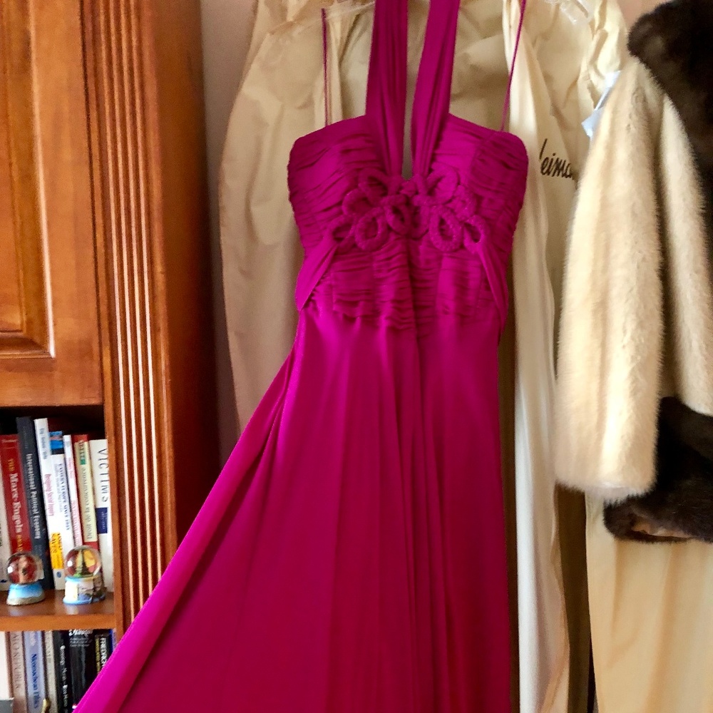 Only worn once Nicole Miller Signature Silk Gown